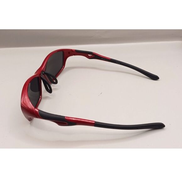 4 Pairs of Fashion Colors Modern Style Futuristic Sunglasses - Picture 9 of 11